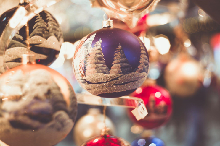 The Benefits of Commercial Artificial Christmas Trees for Businesses
